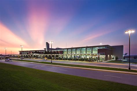 Fayetteville northwest arkansas airport - The Northwest Arkansas National Airport operates with administrative staff, maintenance, fire and police departments. The estimated 70 full and part-time employees enjoy an interesting and eventful place to work. No two days at the airport are ever the same. Couple this dynamic environment with a full range of …